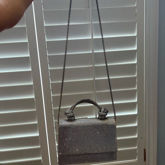 Selling Zara Purse - Picture 6 of 6